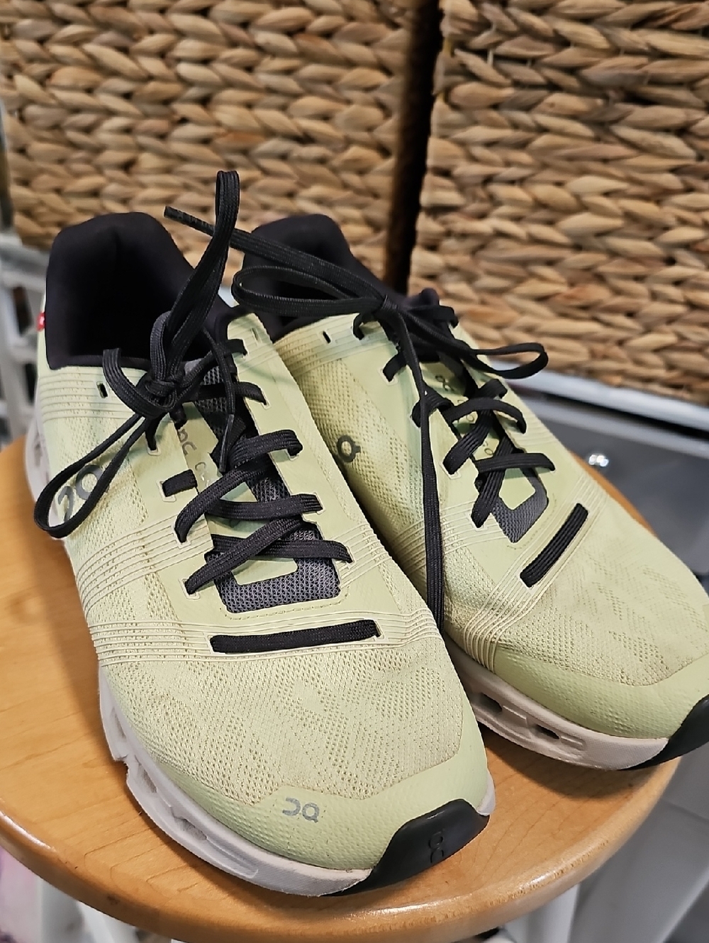 On Cloud Women's Light Green Running Sneakers with Black Accents Size 9.5